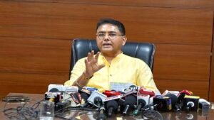 केंद्रीय मंत्री रवनीत बिट्टू के बयानों पर अमन अरोड़ा का तीखा पलटवार