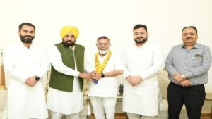 भाजपा के वरिष्ठ नेता अनिल कुमार सेठी आम आदमी पार्टी में शामिल