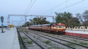 रेल यात्रियों के लिए बड़ी खबर, चंडीगढ़ से गुजरने वाली 22 ट्रेनें रद्द; 29 का बदला रूट