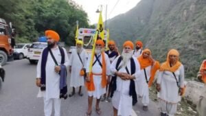 हेमकुंड साहिब यात्रा पर पंजाब से पहुंचे श्रद्धालुओं ने अफवाहों को बताया झूठा, बोले- उत्तराखंड में हर जगह मिला प्यार और सम्मान