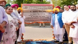 CM भगवंत सिंह मान ने पवित्र नगरी अमृतसर को दिया बड़ा तोहफा, नवां सुल्तानविंड फ्लाईओवर जनता को समर्पित; पारदर्शी प्रक्रिया से 11.52 करोड़ रुपये की बचत हुई