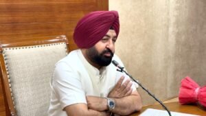 हरदीप सिंह मुंडियां ने 48 ज़िला सिस्टम मैनेजरों और सहायक सिस्टम मैनेजरों को नियुक्ति पत्र सौंपे