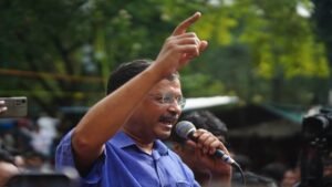 मोदी सरकार की बर्बरता के शिकार छात्रों की मदद के लिए केजरीवाल ने दिनभर अस्पताल, थाने से लेकर जंतर-मंतर तक की भागदौड़