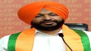 पहली बार वोटर बनने वालों के लिए बड़ा बदलाव, अब Form-6 के साथ माता-पिता की SIR जानकारी भी देनी होगी